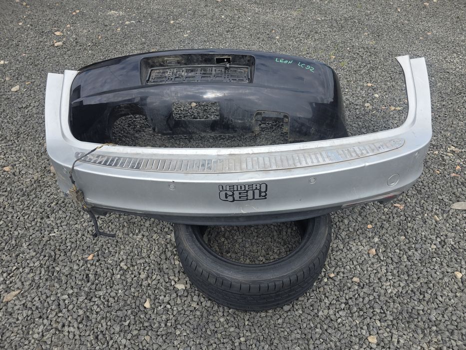 Opel insignia Zderzak Tył kombi 4x4 z176