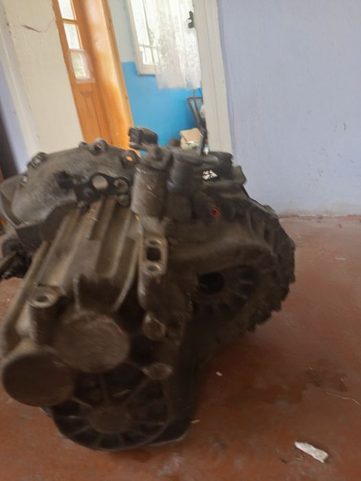 КПП Kia Carens 2006