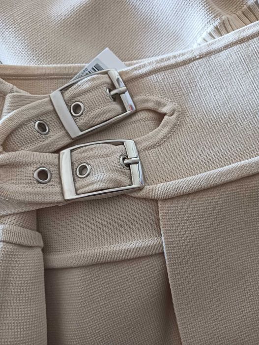 Conjunto ZARA com etiqueta tamanho M