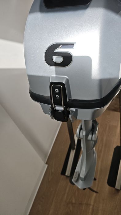 Motor outboard Honda BF6 - Novo