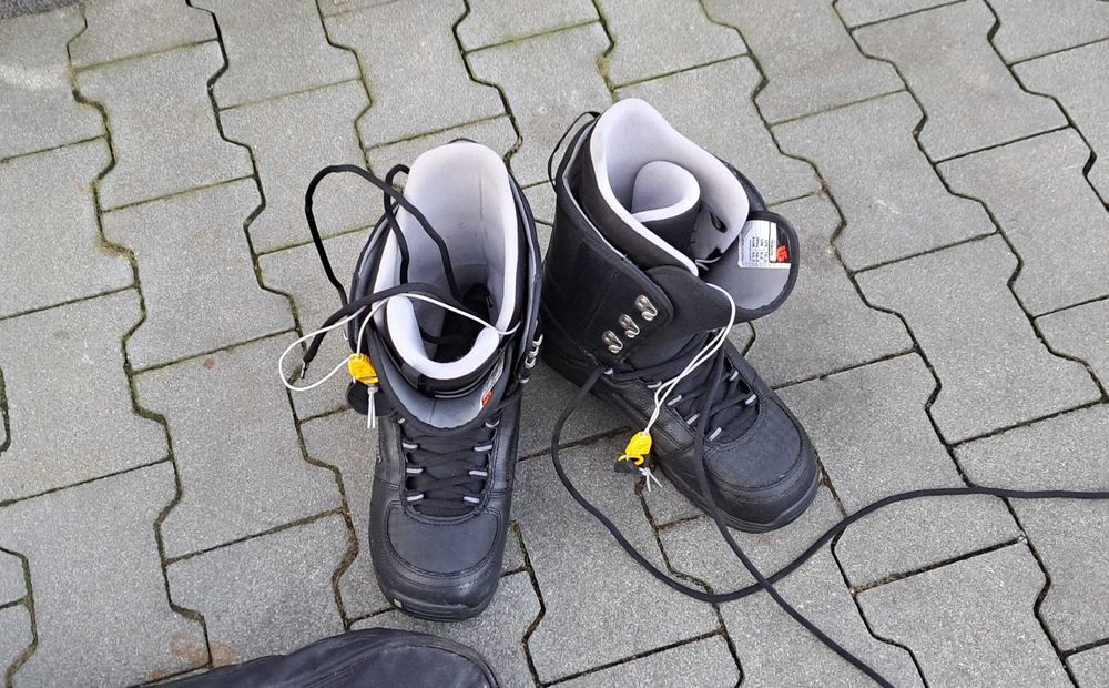 buty snowboardowe burton tribute 43,5