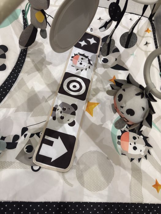 mata edukacyjna Tiny Love Magiczna Kraina