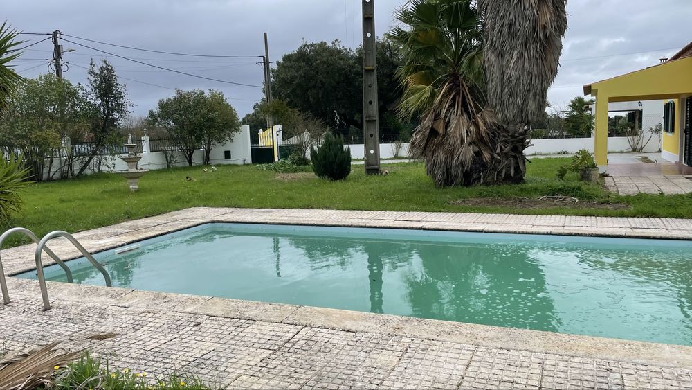 Magnifica Moradia T3, na Glória do Ribatejo