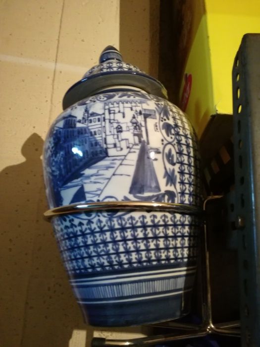 Vaso pintado ao mão