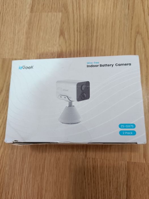 Внутрішня камера відеоспостереження Geek