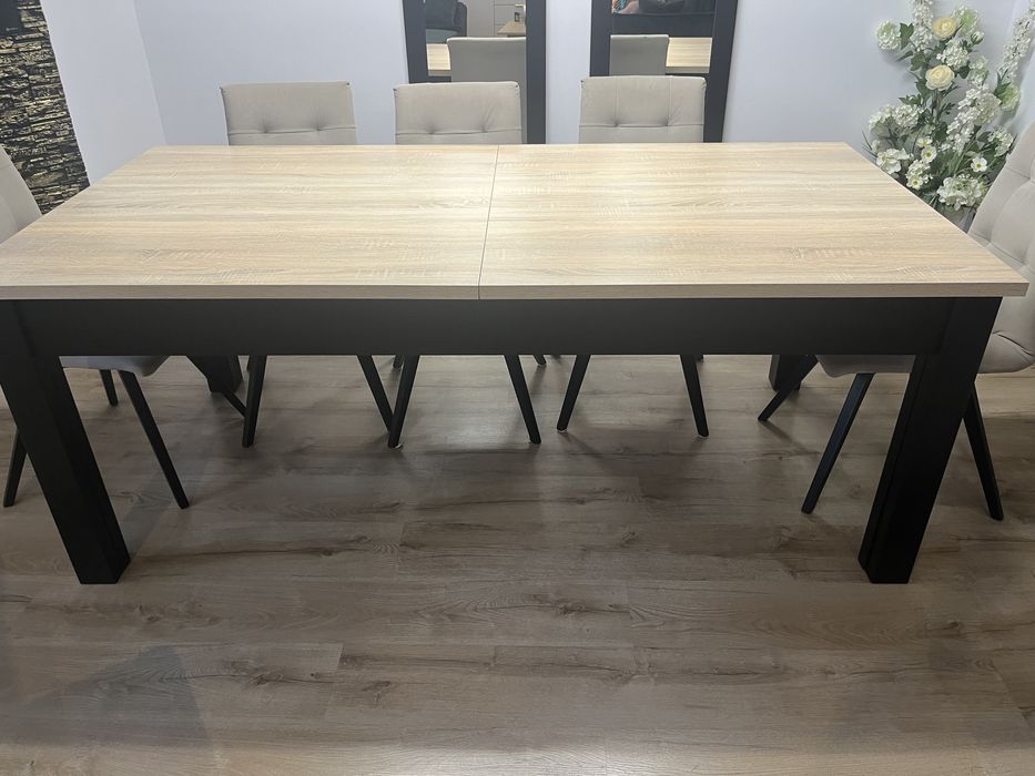 Sprzedam stół nieuszkodzony