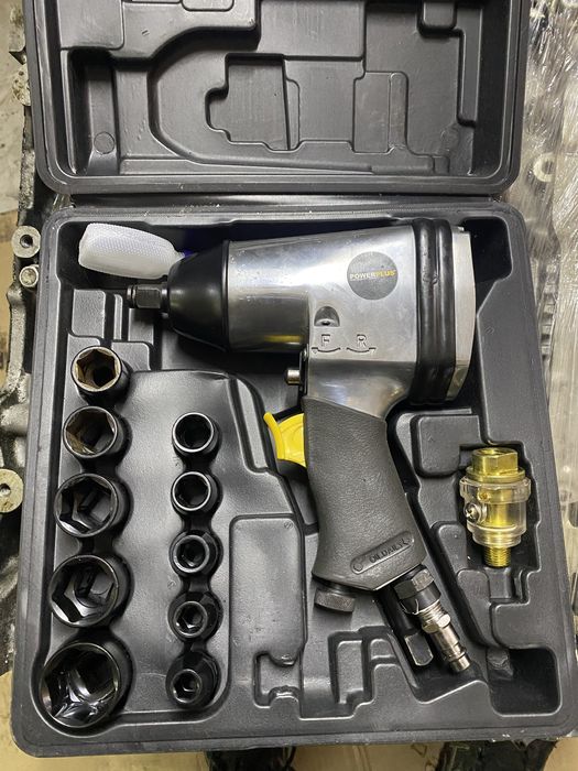 Гайковерт пневматичний powerplus