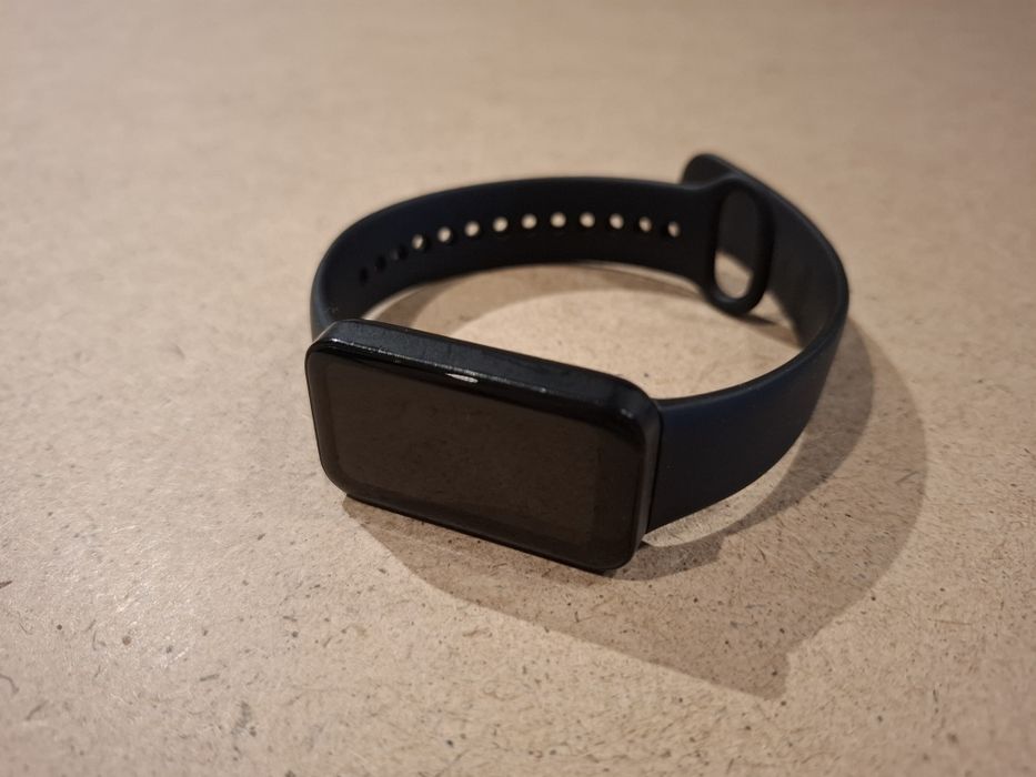 Redmi smart band pro z ładowarką