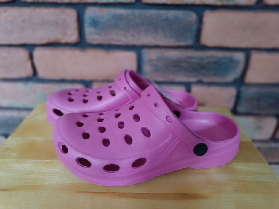 Klapki ogrodowe nowe a'la Crocsy rozm.35
