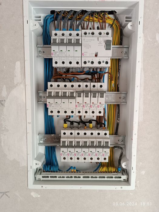 Електромонтажні роботи, електрик