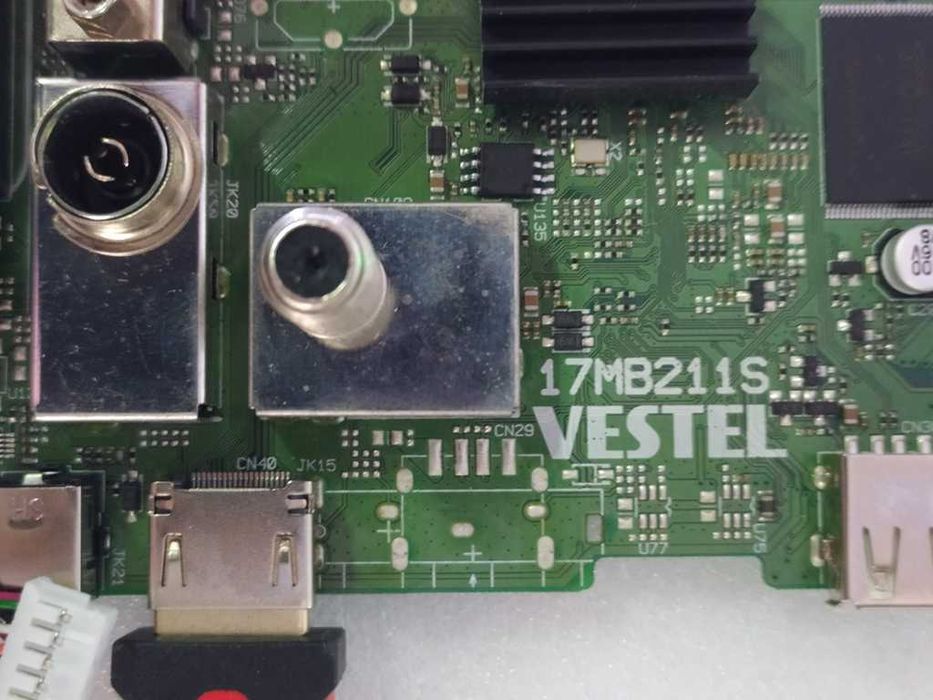 17MB211S 32HE2100 Hitachi main board