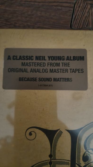 Neil Young 
Harvest
Original Analogue Masters Tapes 
Selado 

Creedence Clearwater Revival 
Live At Royal Albert Hall
Novo
50€

Selados