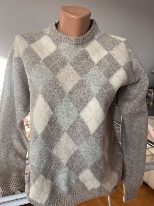 Cieply zweter M stan bardzo dobry