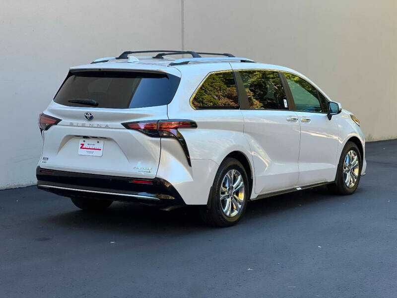 2024 Toyota Sienna