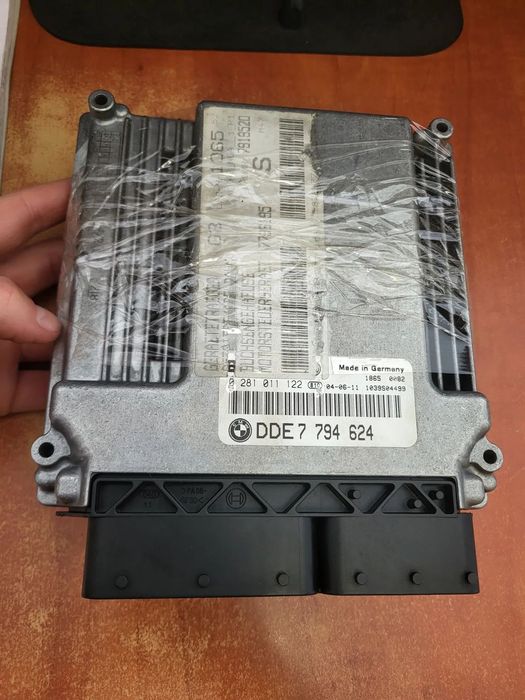 STEROWNIK KOMPUTER SILNIKA BMW E46 7794624 0281011122,  STEROWNIK EWS IMOBILIZERA 6905666 KLUCZ