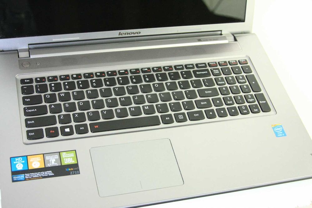 Laptop Lenovo Z710_17,3_Intel I7_128SSD_16GB_RAM