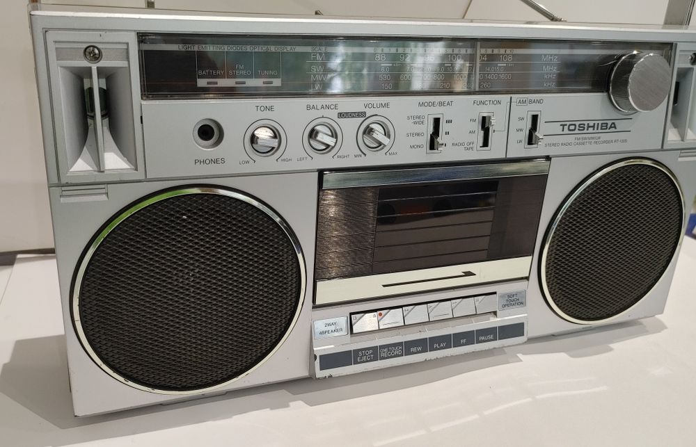 Toshiba RT-130s Boombox