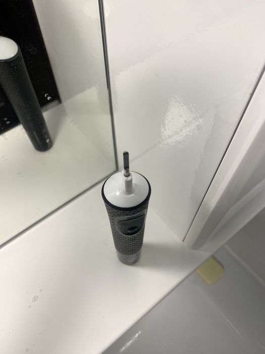 Електрична зубна щітка