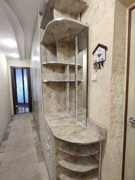 2к вул. Балакіна цегляний будинок, середній поверх І КОД 45106