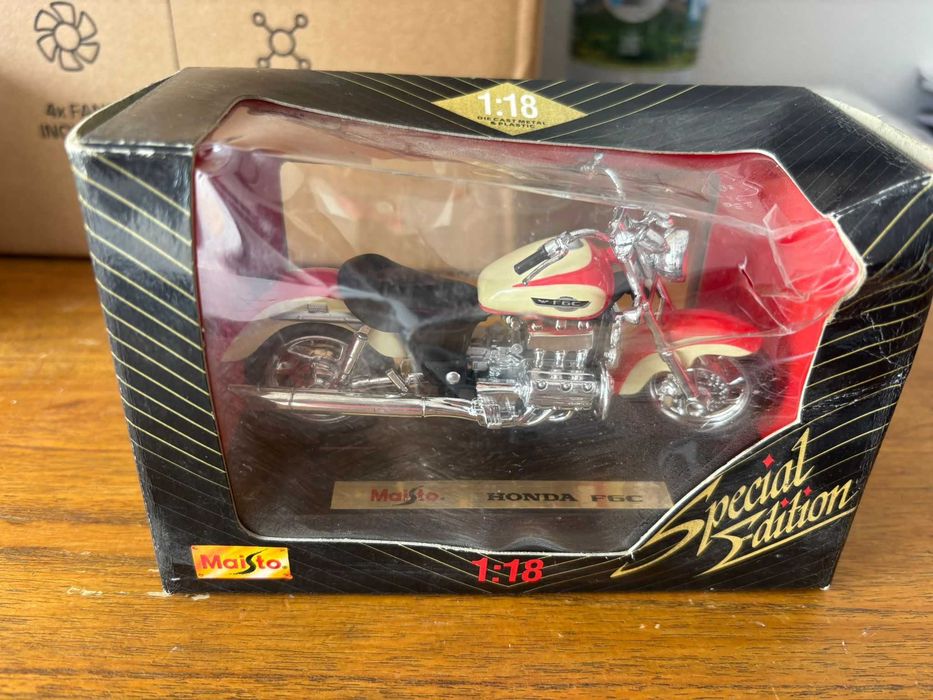 Miniaturas de Motos MAISTO Special Edition