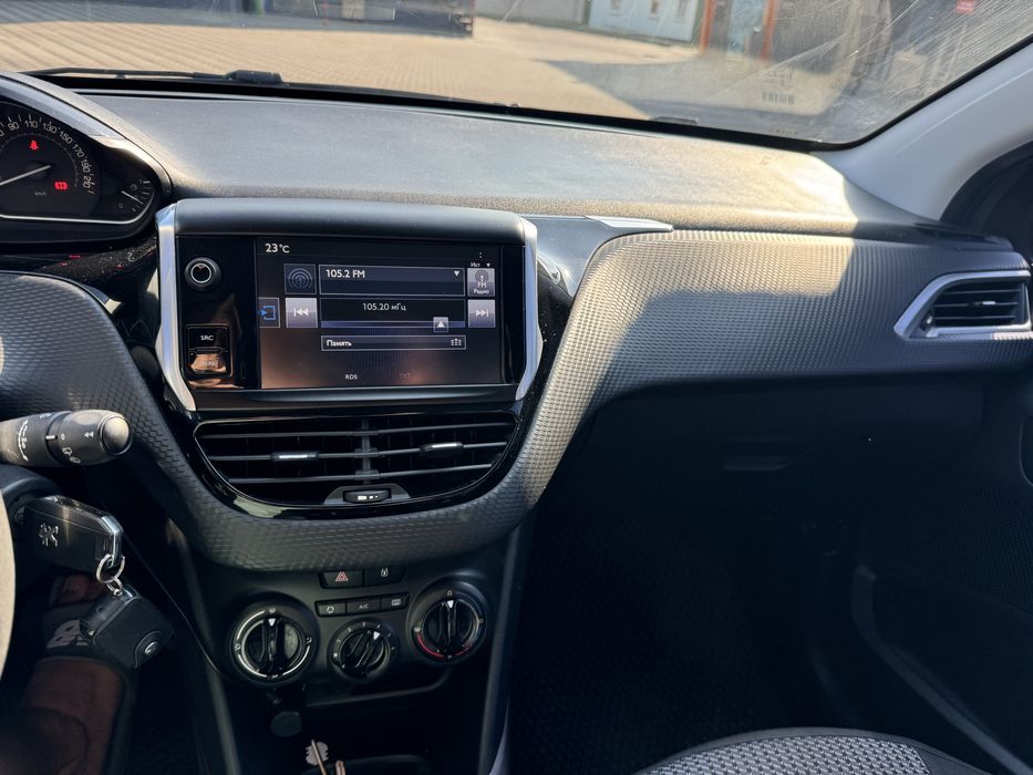 Продам Peugeot 2008 48.пробега