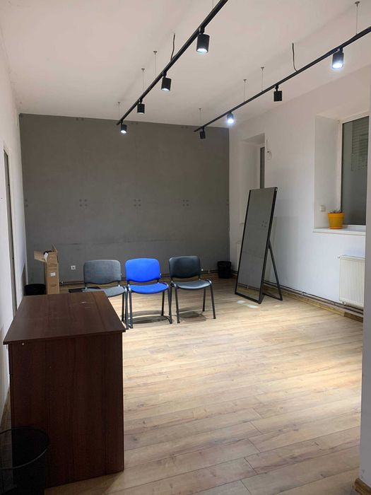 Оренда комерційного приміщення Короля Данила - Центр