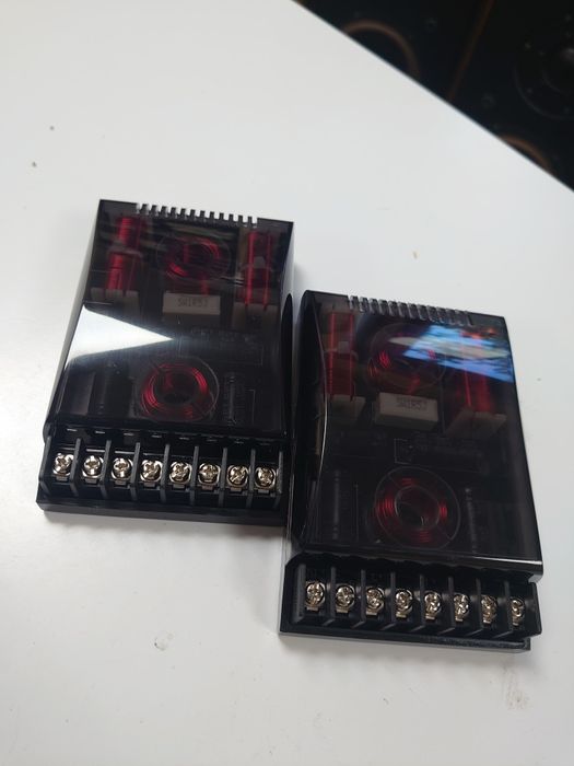 Кроссоверы для автомобильной 3х компонентной АС