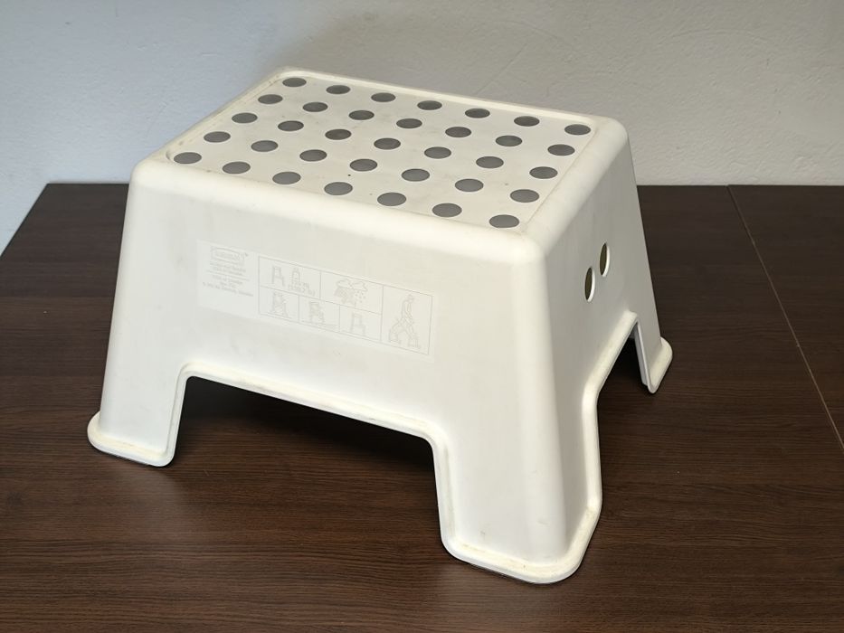 Stołek ikea bolmen
