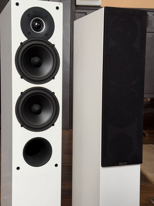 Par de colunas Indiana Line TESI 542 (3 vias, bass‑reflex, 30–120 W)