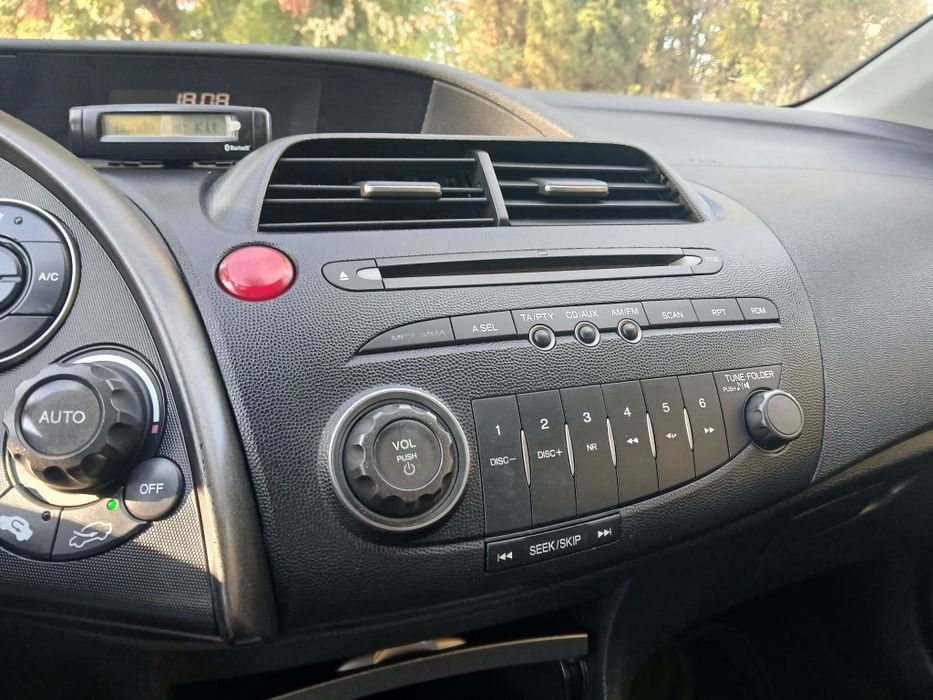 Honda Civic 5P 1.4 Elegance