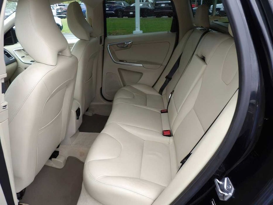 Volvo XC60 T5 Drive-E Premier      2016