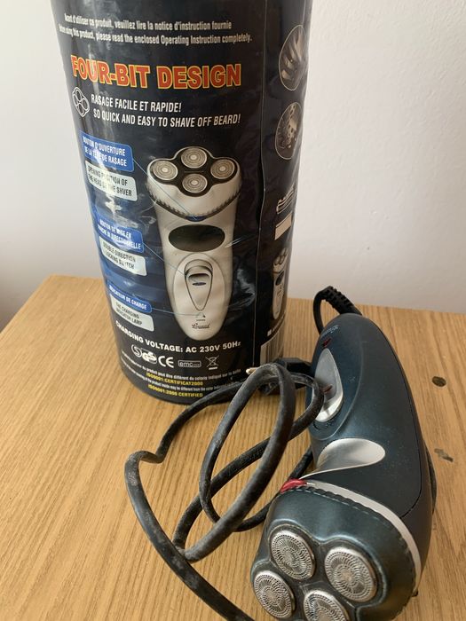 Електробритва Lamaroue