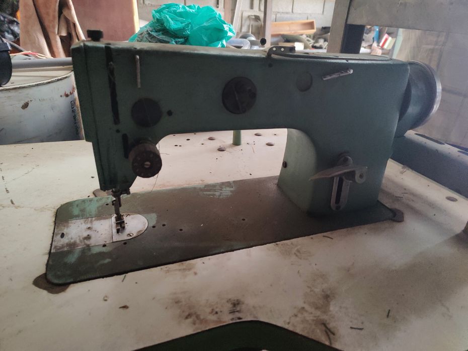 Швейна машинка з мотором, 22 клас