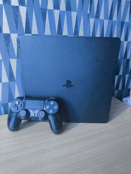 Playstation 4 Slim 1TB