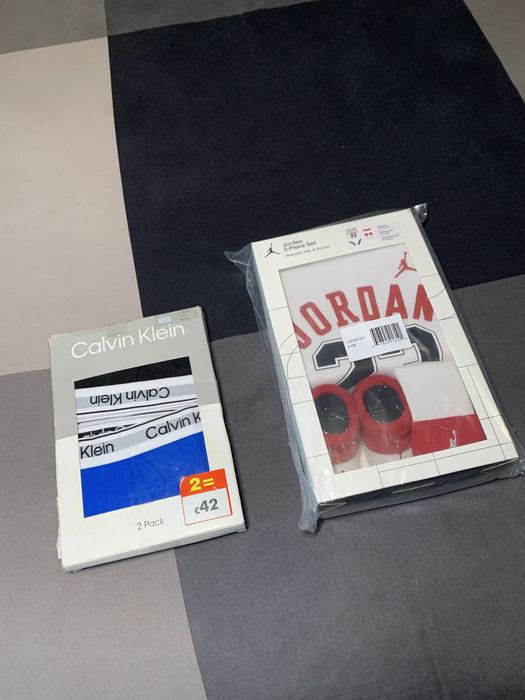 Conjuntos Nike Air Jordan Bebé (0-6M) + Pack Calvin Klein NOVO E SELADO