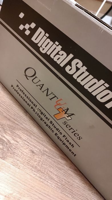 Quantuum T series t600 lampa studyjna