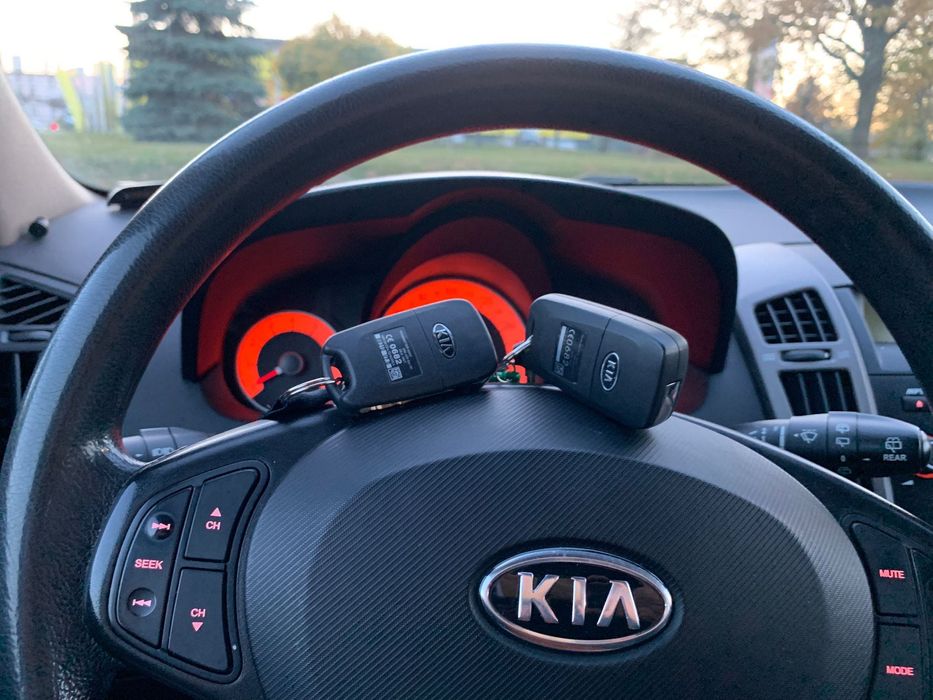 Awaryjne Otwieranie-Dorabianie Kluczy-Ślusarz