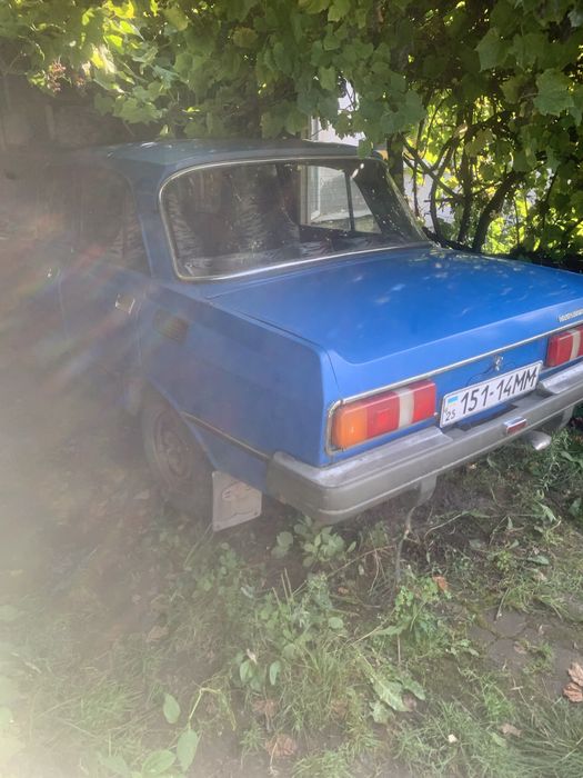 Продаю Москвич2140