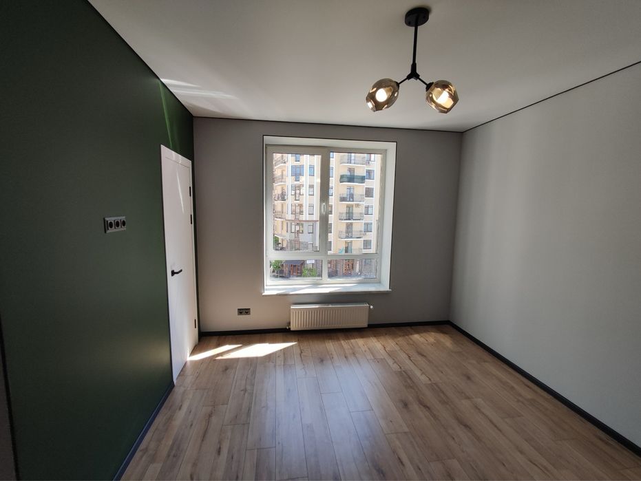 Новий дизайнерський ремонт 1 кімнатна біля парку!