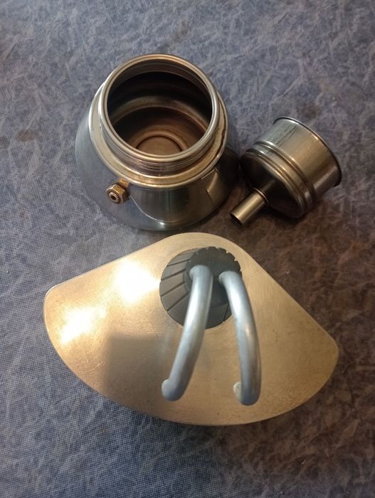 Vendo Máquina de 2 cafés, inox.