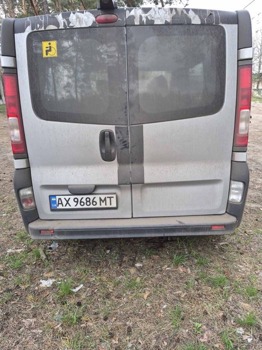 Opel Vivaro 2.0 CDTi вантажно-пасажирський, складні сидіння, навігація