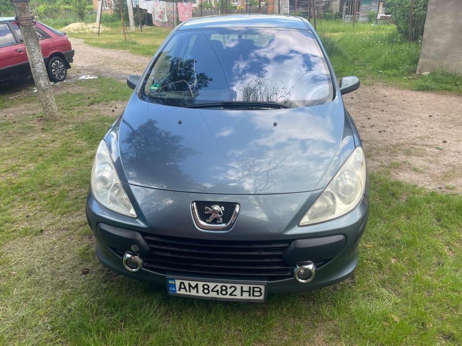 Продається автомобіль Peugeot 307