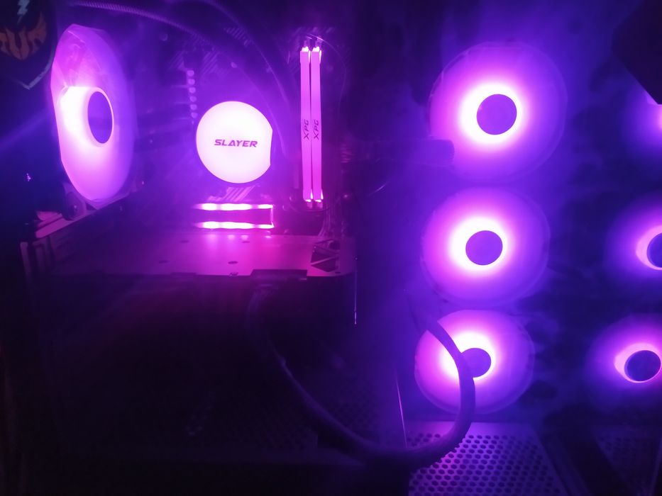 PC Gaming (RTX 4070 SUPER)