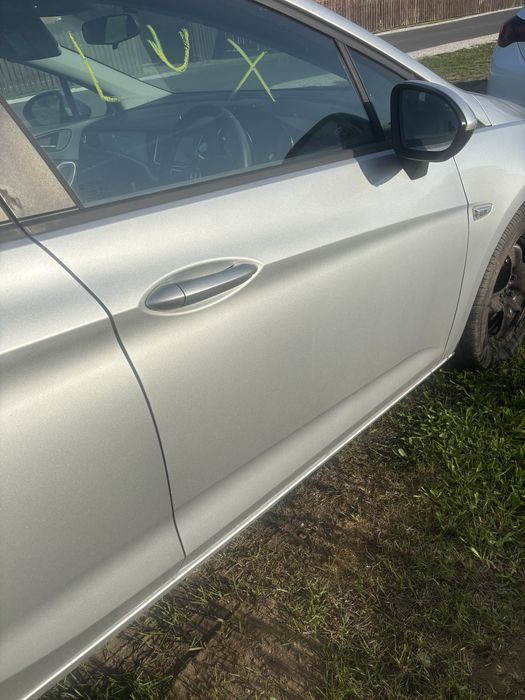Opel Astra K 2018 Z176 Drzwi przednie prawe ładne