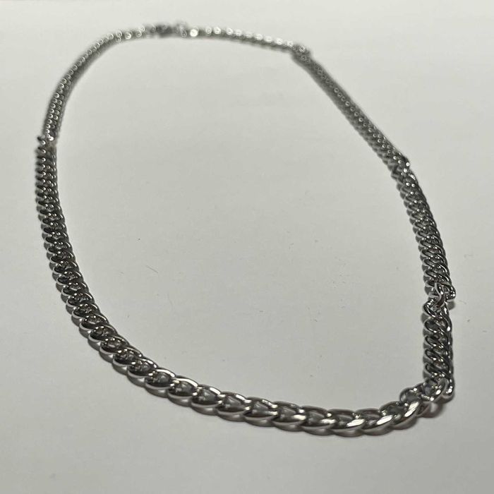 Naszyjnik Streetwear Kolor Srebrny Z Oczkami Modny