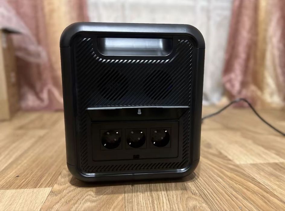 Зарядна станція TALLPOWER V2400 2160Wh 2400W