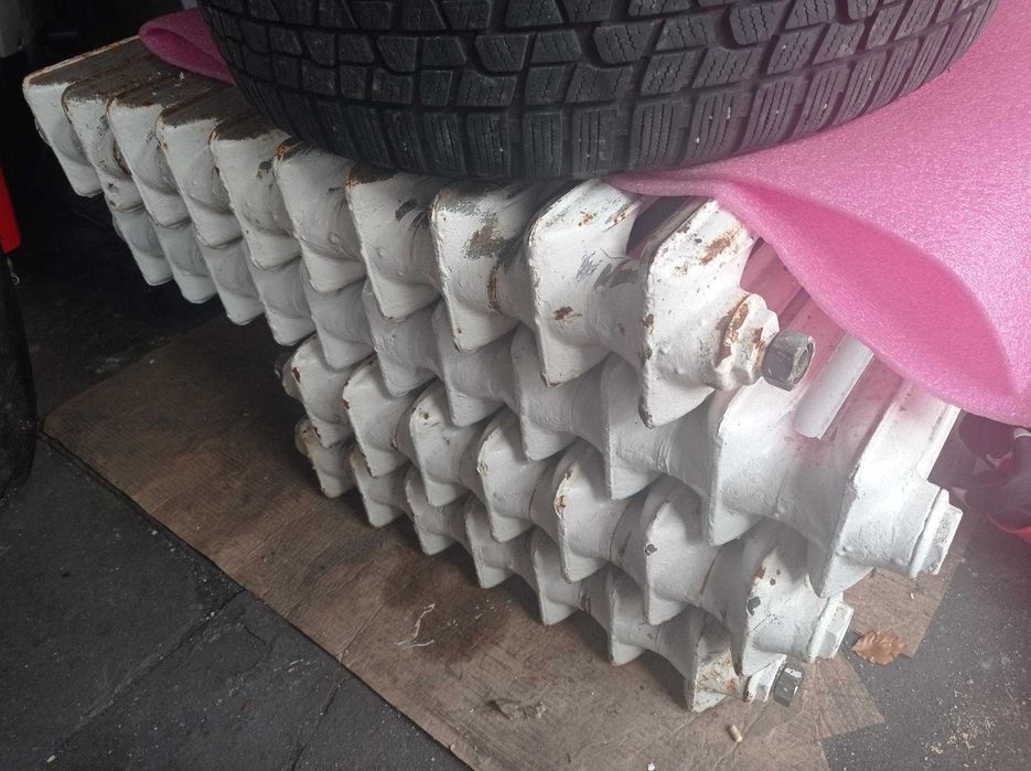 Grzejniki żeliwne stan bardzo dobry