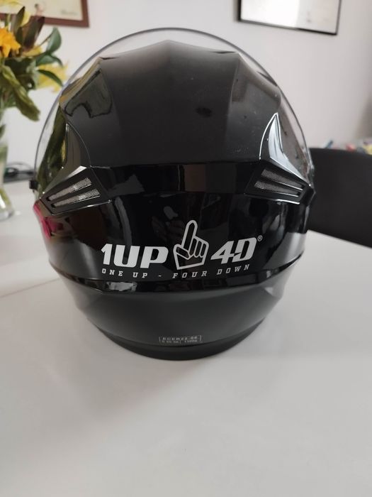 Vendo 3 capacetes