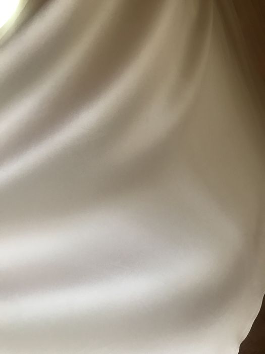 Sukienka slubna ecru