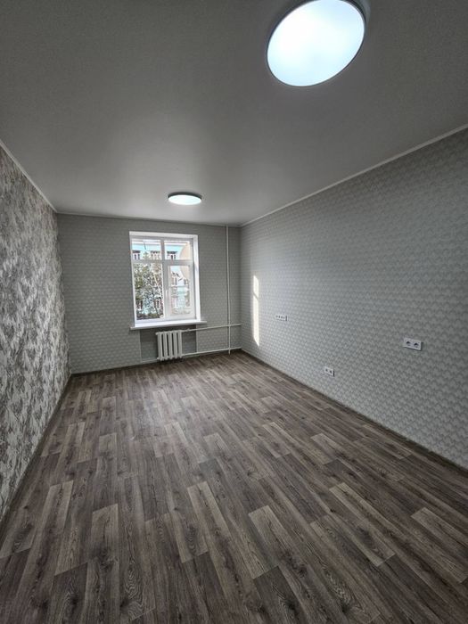 Продам м/сімейку по Приходько, 37